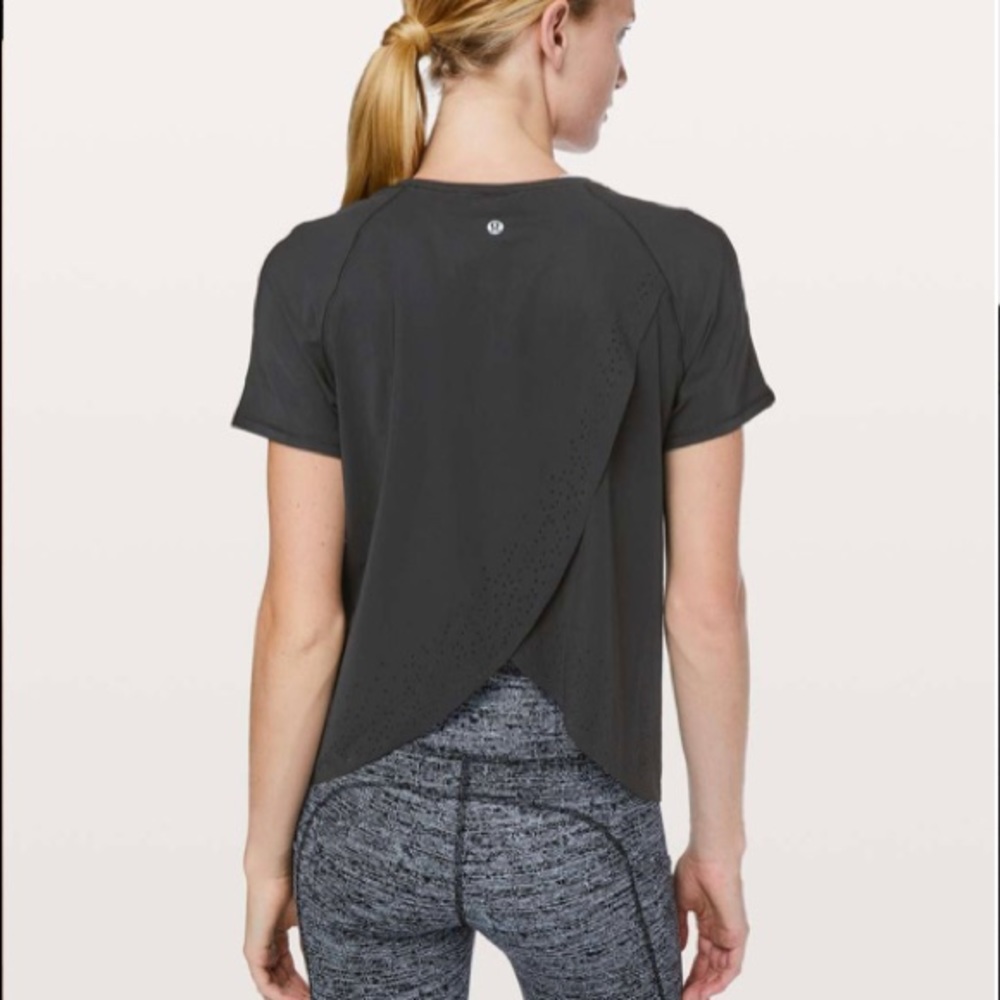 Lululemon black quick pace